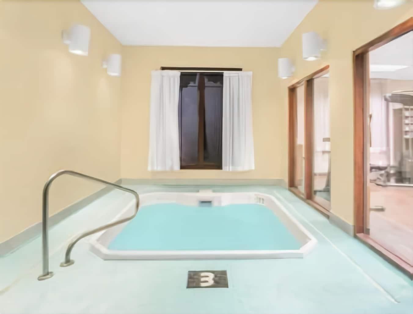 Ramada By Wyndham Denver International Airport Экстерьер фото
