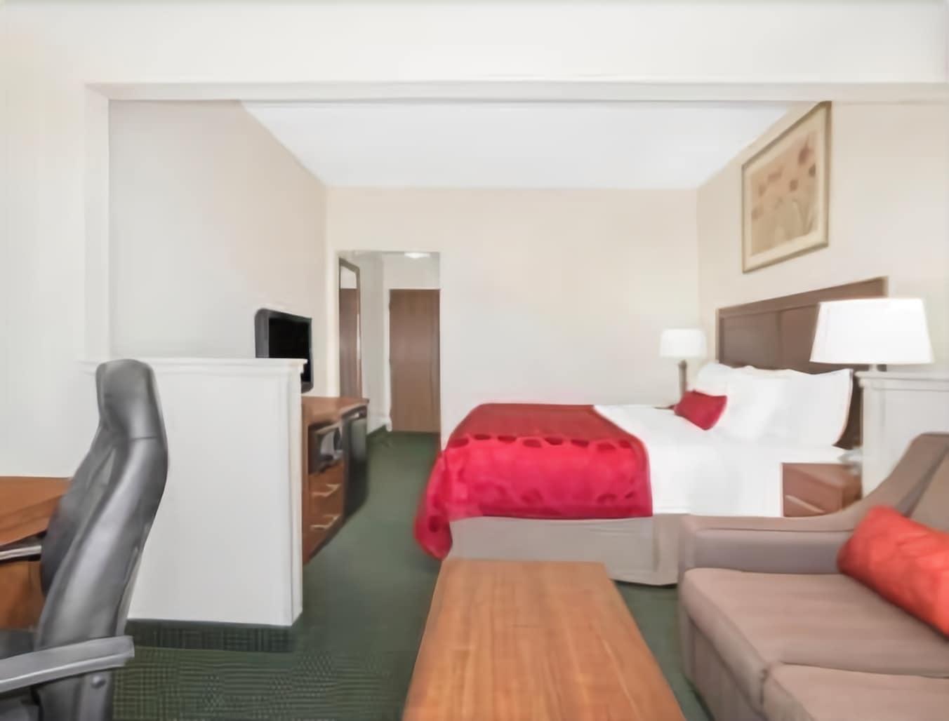Ramada By Wyndham Denver International Airport Экстерьер фото